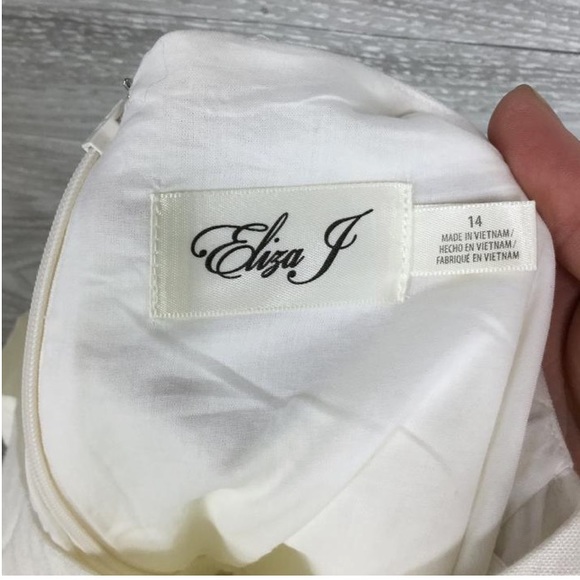 Eliza J Bell-Sleeve Pompom Sash Linen Blend Dress - Picture 7 of 14